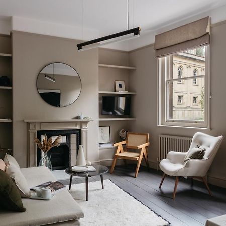 The Curator'S Apartment - Spacious 2 Bedrooms Bath Extérieur photo